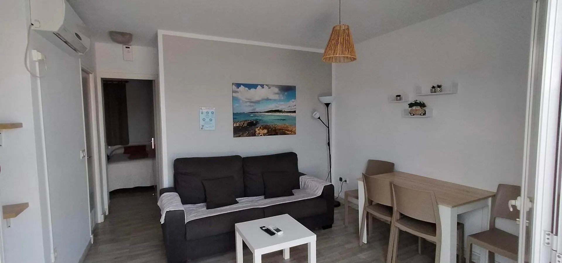 Appartement Apartaments California Cala'N Blanes
